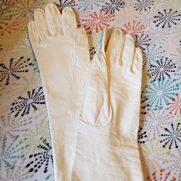 Vintage white leather long gloves